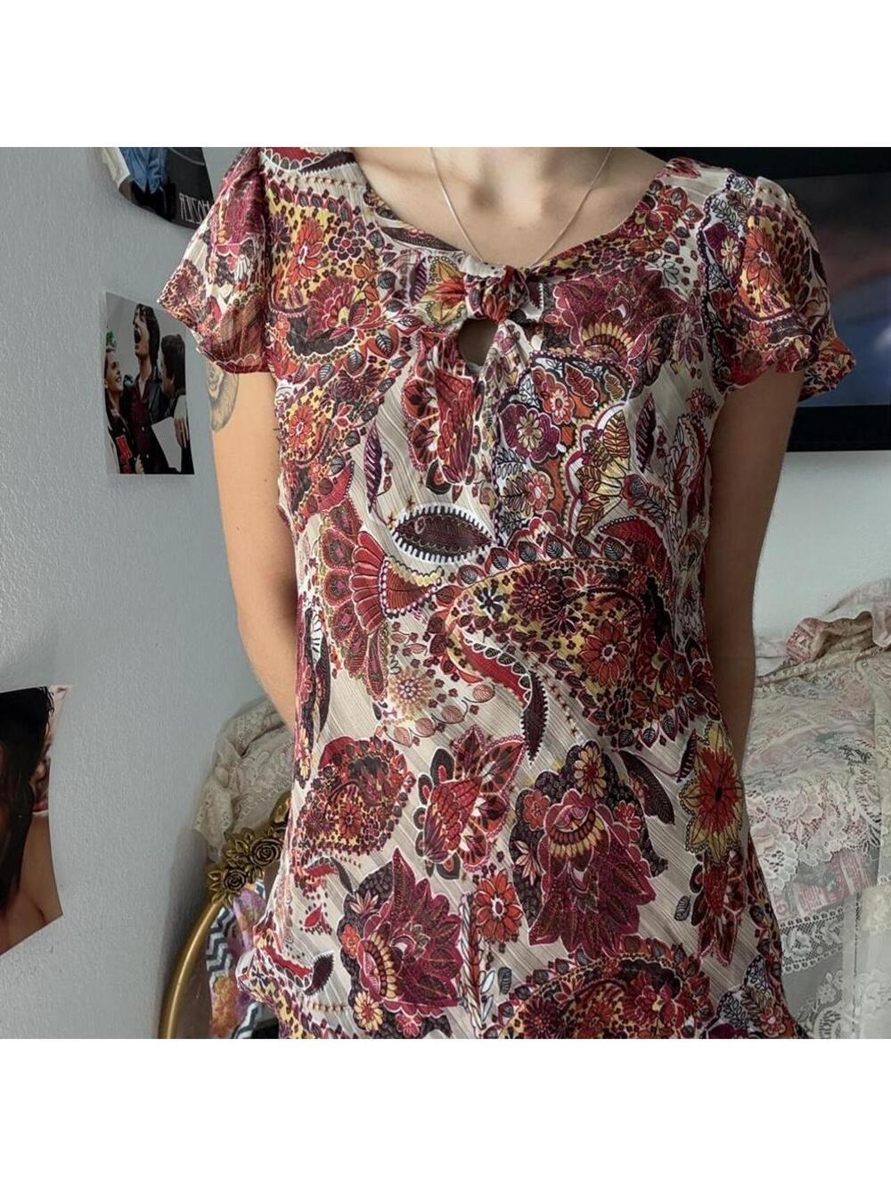 Dressbarn Women's Multi and Red Blous